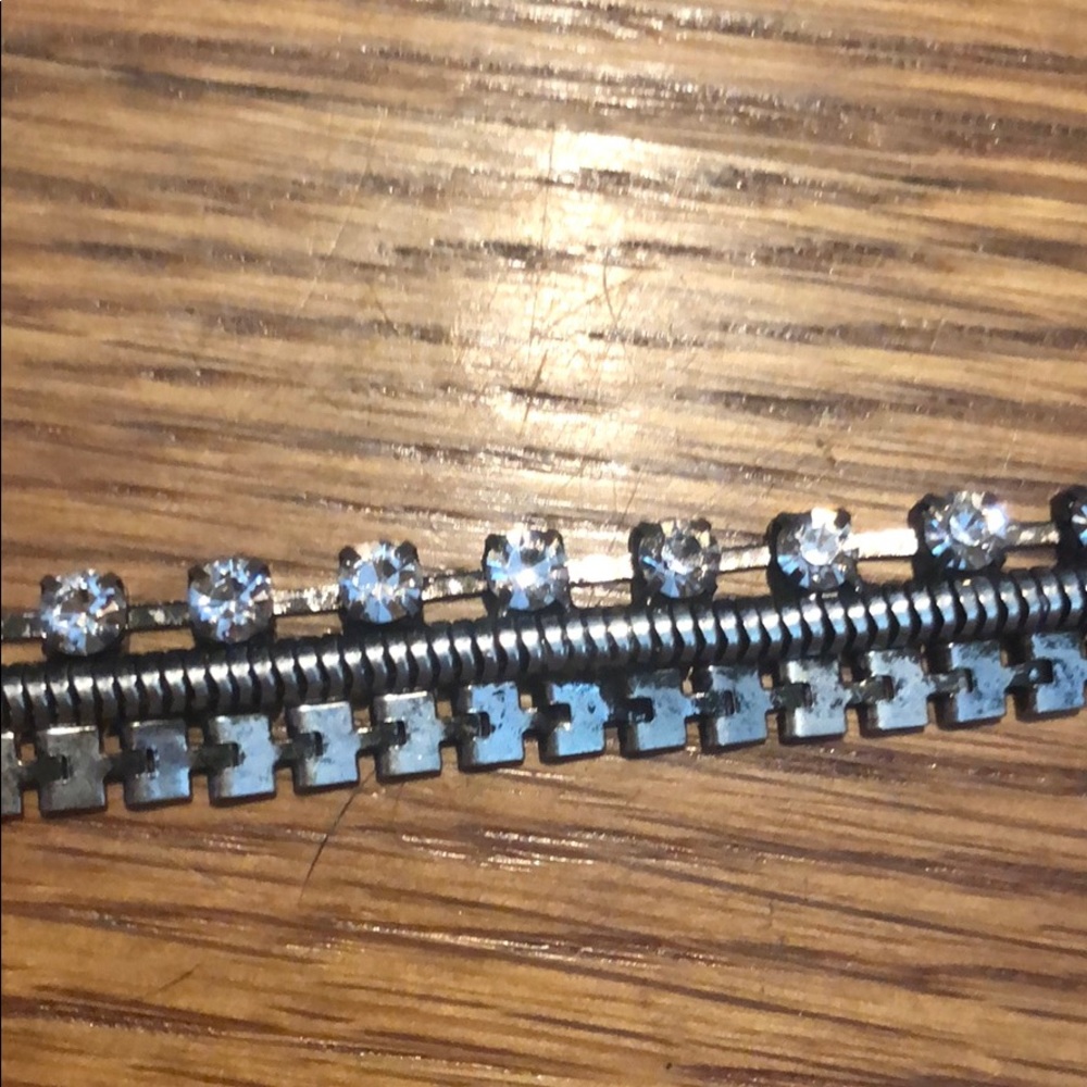 Silver Rhinestone choker - Picture 3 of 4